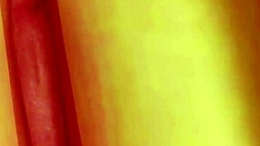 Hitomi Spreading Big Ass on Beach in Gravure Studio