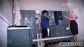 yo, ever seen sarah vandella handle a huge black shaft like this?