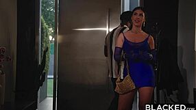 Hey, see Queenie, the natural beauty, surrender to BBC desire