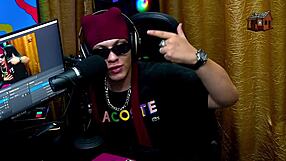 kiara blay almost put toys in her pussy