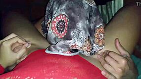 chica sexy de body rojo hot con coño cremoso y apretado reciben polla en video porno casero part 1