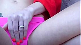 Wow! BrookeSkye rubs her pussy wild on the rooftop!