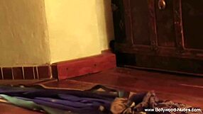 stripteasing and seducing technique to dance fully nude!