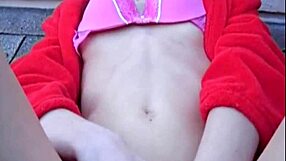 Wow! BrookeSkye rubs her pussy wild on the rooftop!