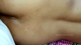 Indian girlfriend ki chudai pussy and anal sex fucking in car