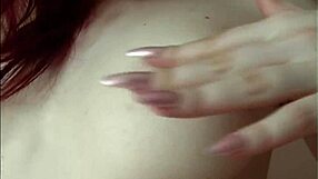 Hot babe sensually plays with pussy after waking up solo