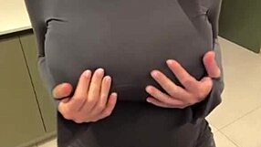 Stepmom With Big Milky Tits Gets Pussy Licked Outdoors