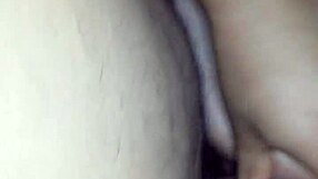 Chilena shows white ass and vagina