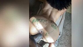 Подгледвач хваща honeydip731 в интимен момент