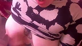 Blonde slut receives cum in mouth after slobbering on cock