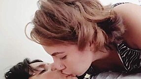 en el almacén le di leche a sabrina con sus grandes tetas naturales