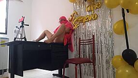 i interview indian woman flashing her dry dark pussy on birthday