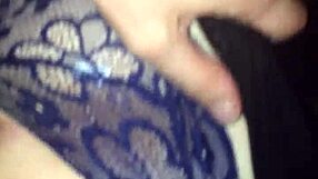 amateurs use huge dildos for amazing homemade fucking view