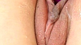 i love watching chiara ciss finger herself in this solo scene