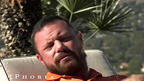 Moški poskusi BI SEKS z poročenimi prijatelji, da zadovolji GF - Biphoria