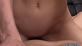 日本人妻サリー吉野が夫に不倫して無修正3P