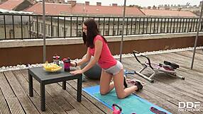 Greek goddess Inna Innaki licks athletic Gia's muff