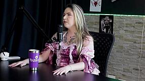 Raphaela Savanah Records Boyfriend In Cuckold Sex