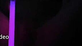 Nice Girl 27Yo Raquel Gaping Her Pussy With Kinky Glowsticks Cervix View!