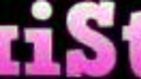 Hanblivá teen 18+ skúšala prvýkrát cucanie kokota v hre