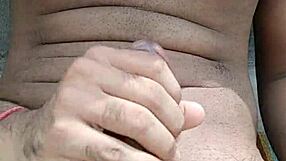 Indian gay boldly fucks big cock in public