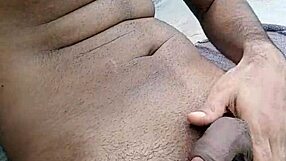 Indian gay boldly fucks big cock in public