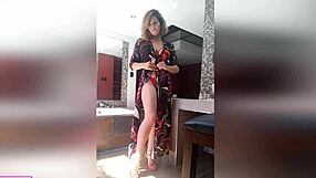 Mother-in-Law Shows Stepdaughter's Boyfriend Creampie Tricks