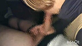 Japanese amateur does outdoor blowjob and handjob on smartphone 😍