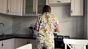 Poika ei voinut pidätellä itseään ja löi äitipuoltaan kovasti