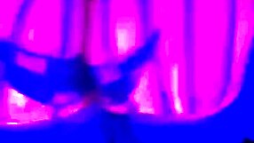 Couple twerks big ass on amateur guy