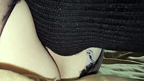 close cunnilingus in torn pantyhose homemade