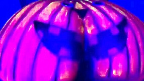 Couple twerks big ass on amateur guy