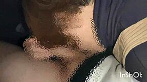 Japanese amateur does outdoor blowjob and handjob on smartphone 😍