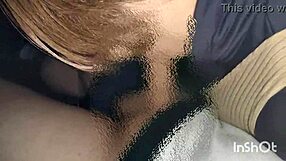 Japanese amateur does outdoor blowjob and handjob on smartphone 😍