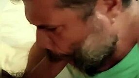 Mototaxi driver gets sucked in a hotel room during bareback gay encounter.