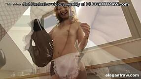 i feel this cougar's asshole gaping from big black cock toys in european scene