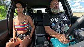 Mais Uma Carioca Na Carona Desceu A Serra Dando O Cuzinho No Carro - Talita Lima