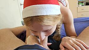 Vroča srčka vzame velik kurac globoko v usta za vroč kumshot na obraz