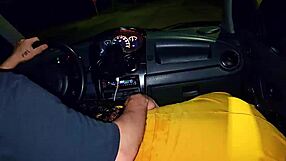 Watch This Hotwife Suck Stranger's Cock In Didi Taxi?