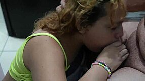 אב חורג רוצה מציצה טובה