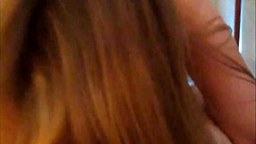 Годишна аматьорка обича да смуче огромни монстър курчета на секс лента