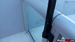 Amateur brunette tries first anal with evelyn lacie