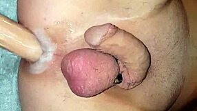 love how my ass pulsates with the toy, but can it handle more?