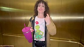 oh wow, stepmom fucks stepson's friend hard on this jewish field trip!