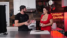I'm Always Horny In The Kitchen With Big Tits 😏