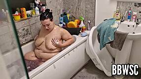 pervert spies on bbw washing giant floppy tits in bath