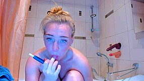 Join Me In The Shower For A Relaxing Bath With Beautiful Costumes And Webcam Chat.