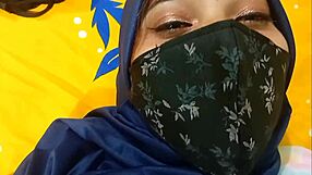 Indian Muslim Wife Sex with Husband in Doggy Anal Assfucking