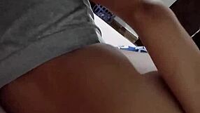 Pravi seks skoraj ujet z pastorko v domačem prizoru