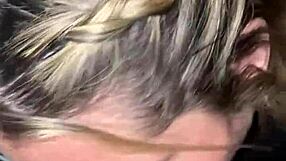 como me gusta chuparla y llevarla al fondo de mi garganta y que me de toda la lechita